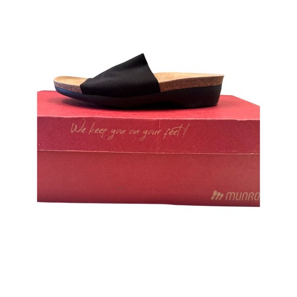 Munro Casita Black Stretch Fabric Size 7 N (AA) Flat Slip On NWB $135 - Picture 5 of 9